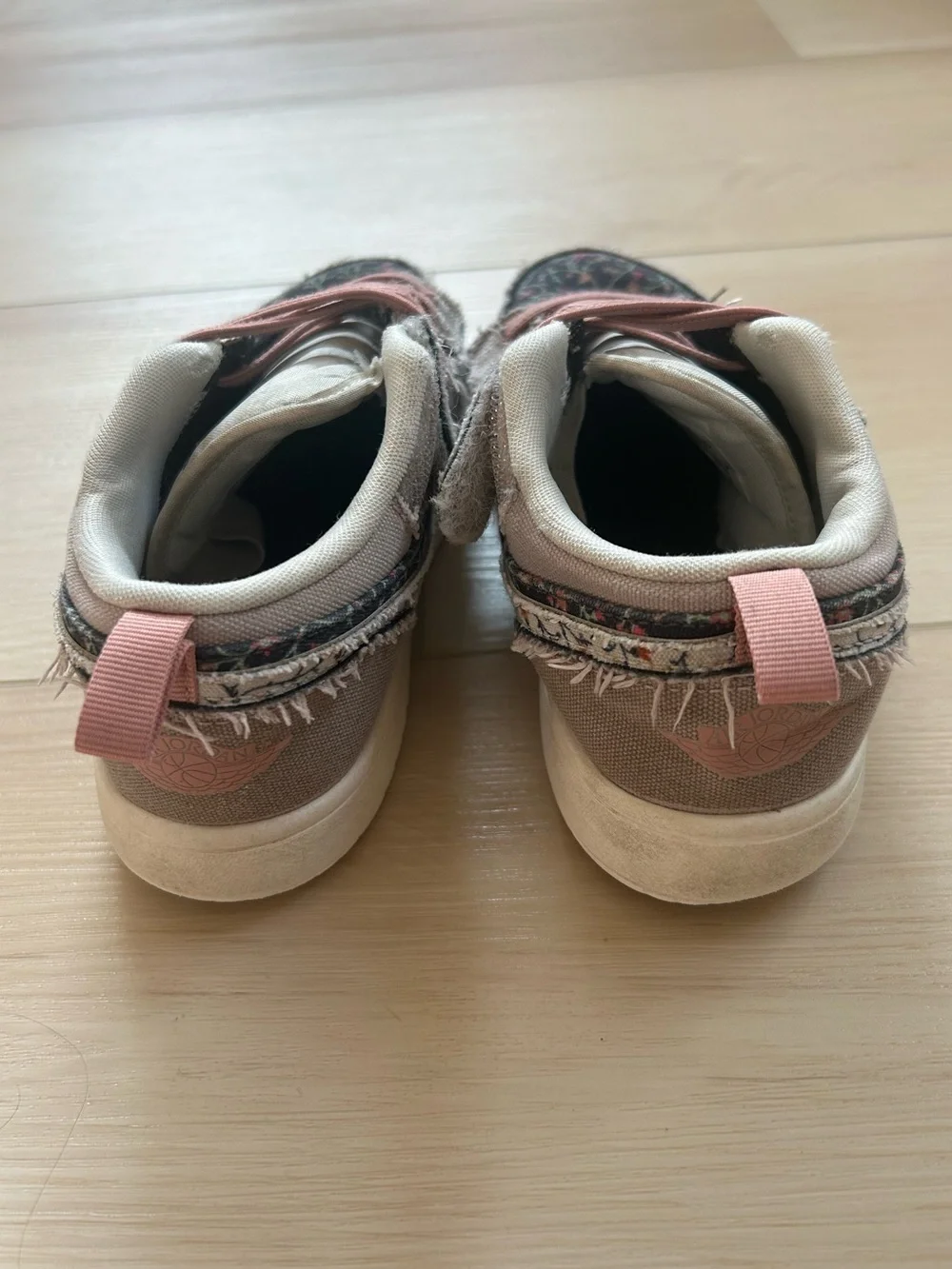 Girls Jordan low floral shoes - 3y